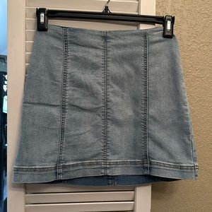 Wild Fable mini skirt light wash blue